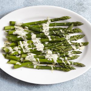 Asparagus with Easy Hollandaise Sauce